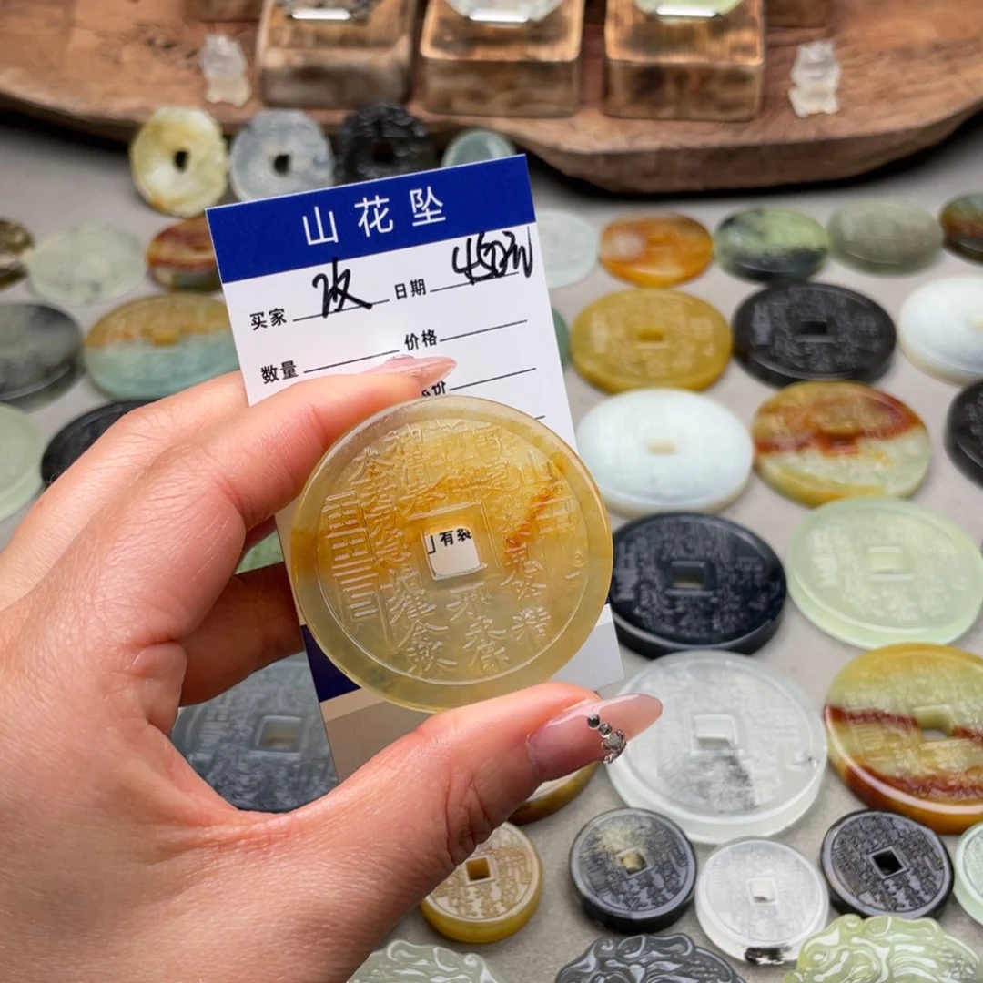 蛇纹石玉颈饰未镶嵌攻**备