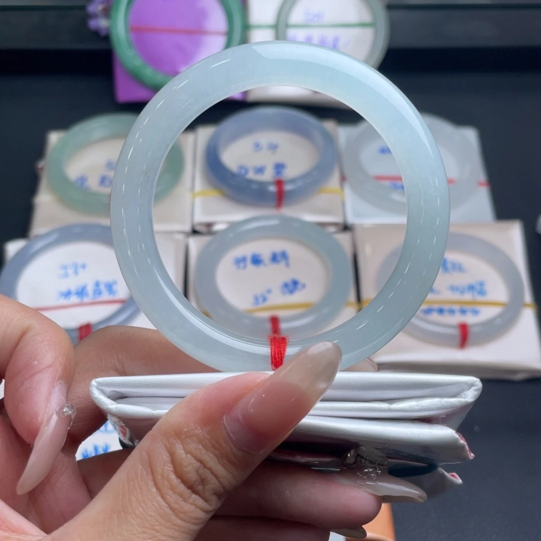 翡翠未镶嵌手镯12号