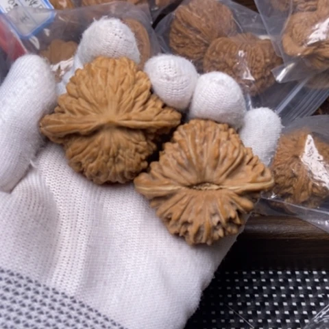 文玩核桃把件四座楼46