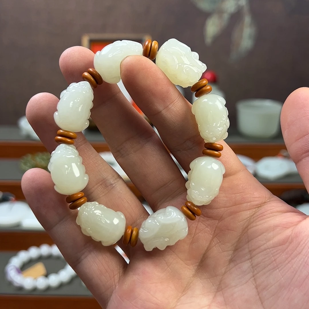 手链未镶嵌和田玉