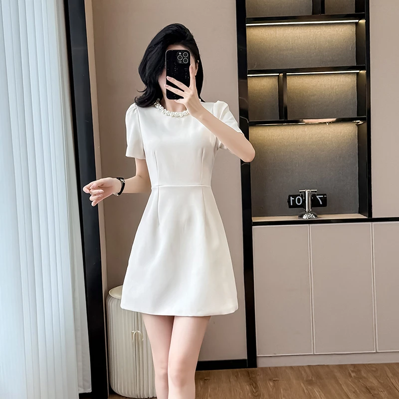 2025小香风珍珠洋气收腰钉珠连衣裙女夏高级感镶钻聚会性感小黑裙