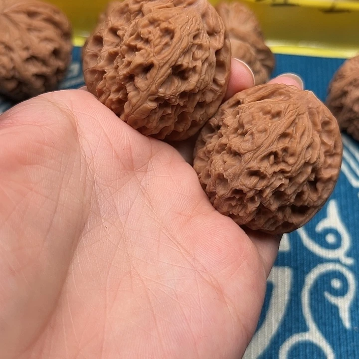 陈***淘40全品南疆 文玩核桃