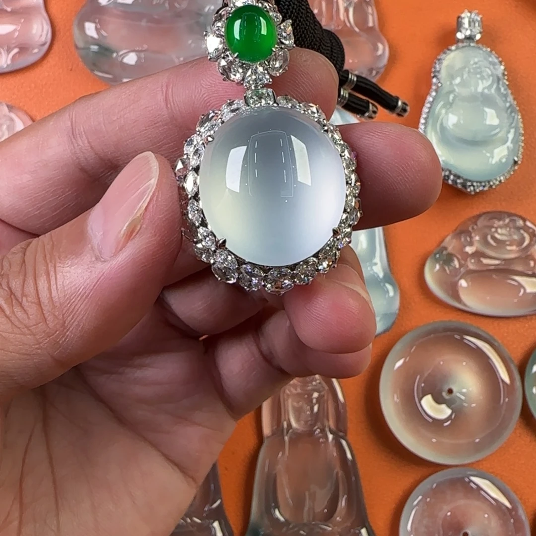 定制翡翠未镶嵌天然