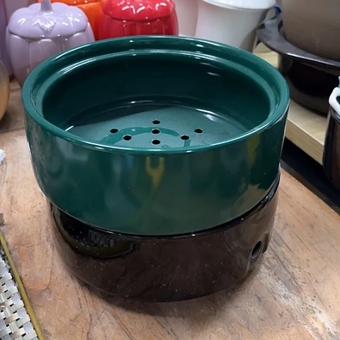 微瑕，不能明火，口径17高度7黑，绿