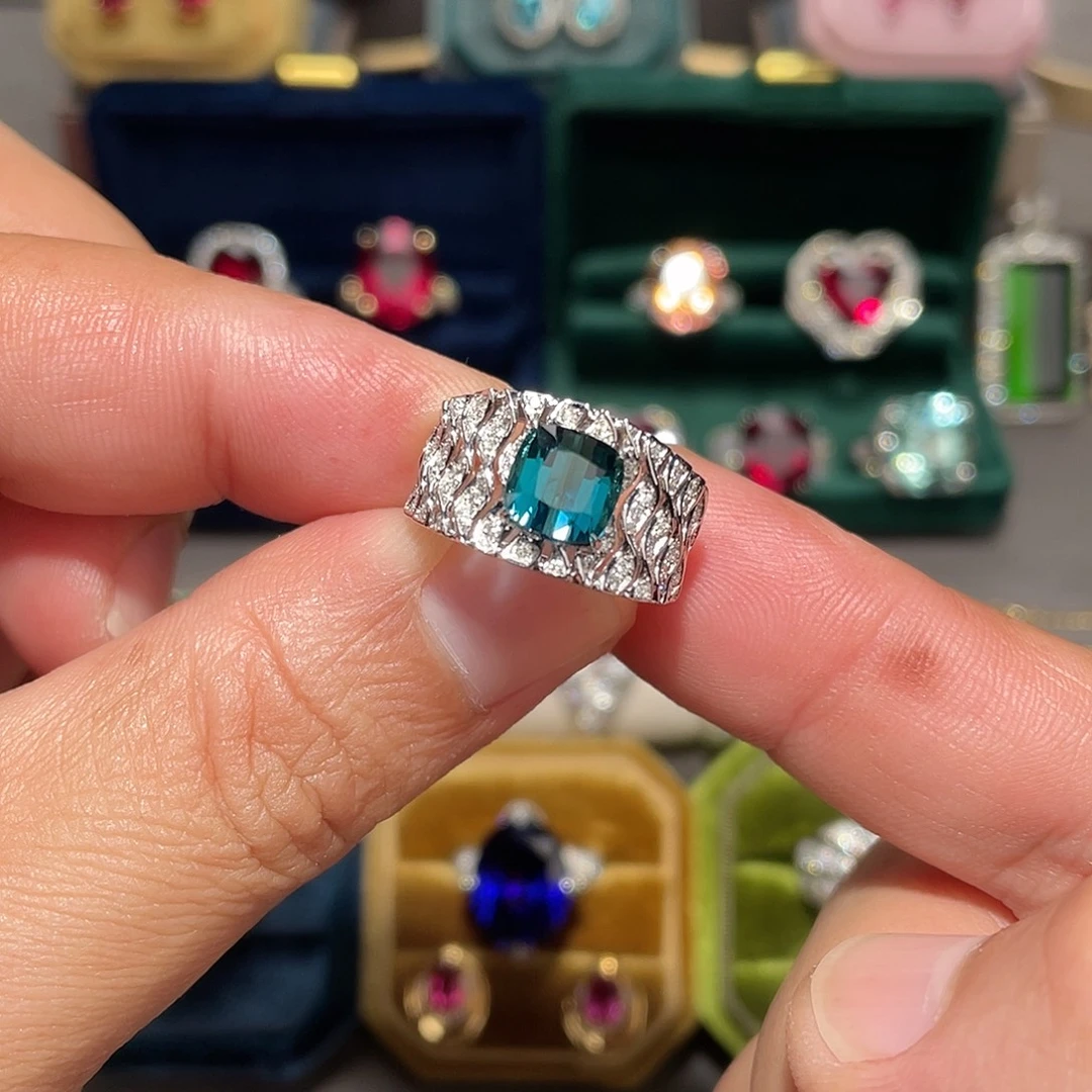 戒指18K金镶嵌碧玺2.47ct