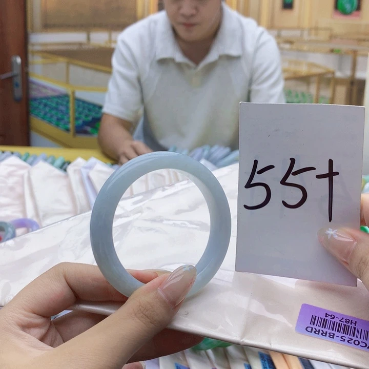 未镶嵌手镯翡翠000……