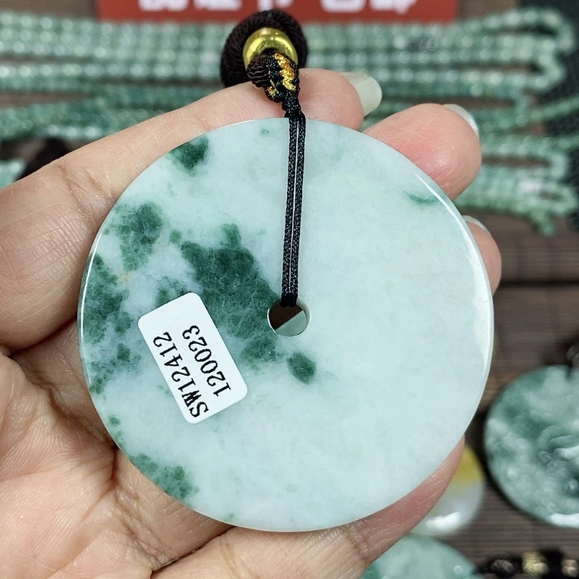 【闪购商品】翡翠颈饰未镶嵌玉吊坠翡翠玉平安扣大款