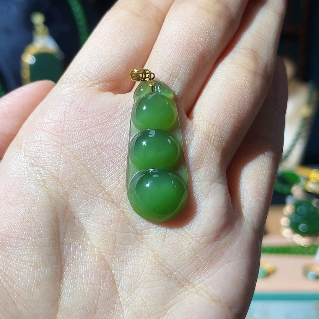 和田玉（碧玉）18K金镶嵌颈饰