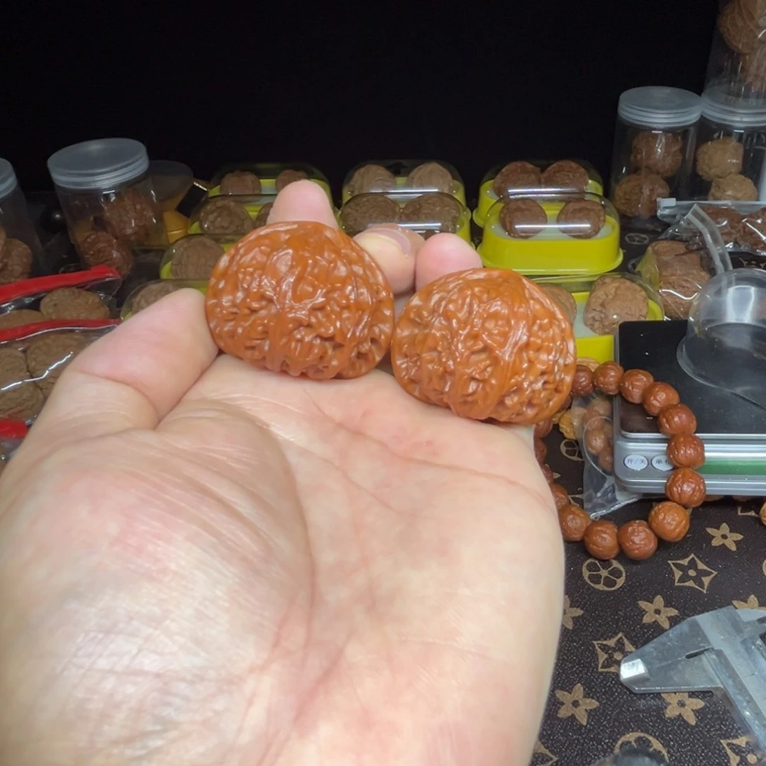 安****桃核把件宫灯尺寸40