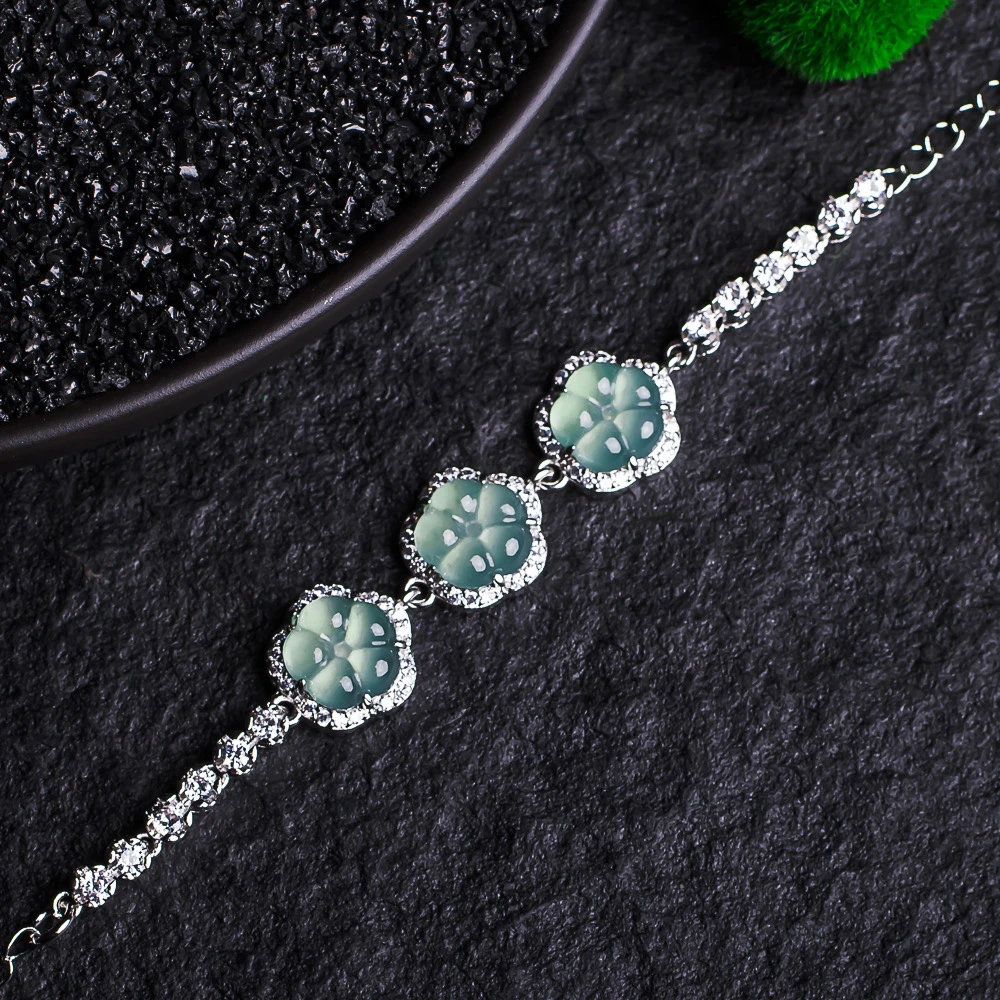 【梅花三弄腕】冰种蓝水翡翠手链手链轻奢设计款危翠（多样性发其一）