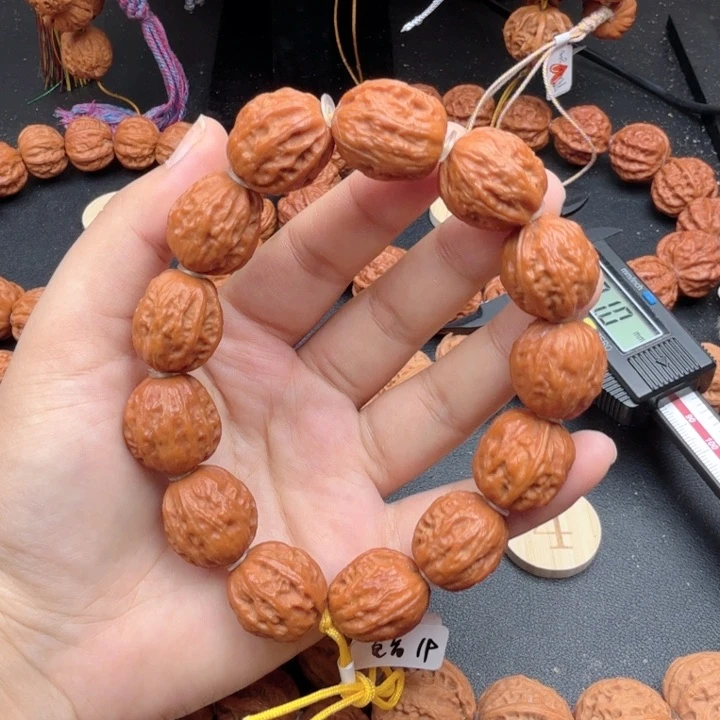 文玩核桃手串红皮龟背纹手串