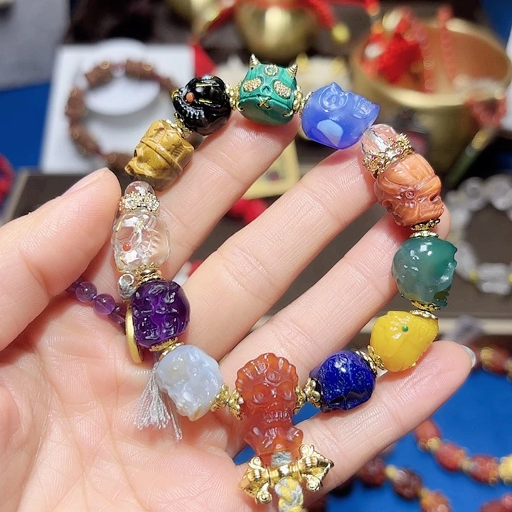 白玉菩提吊坠手串