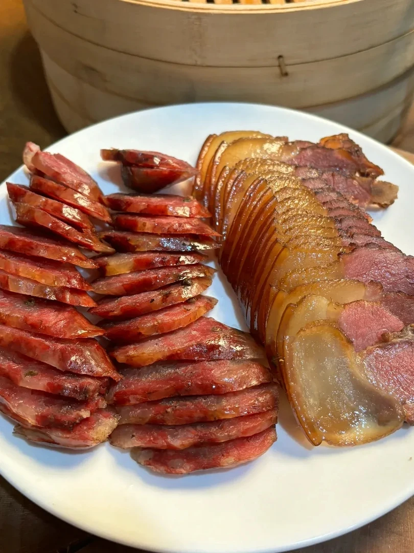 贵州村超榕江农村自制香肠腊肉