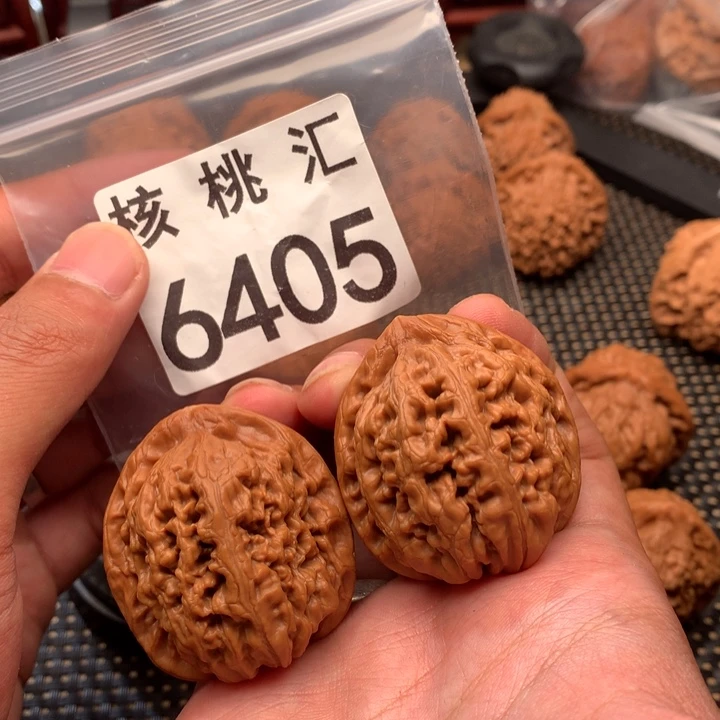 文玩核桃吊坠凤凰台