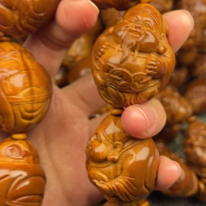 橄榄核吊坠健**福橄榄核手持