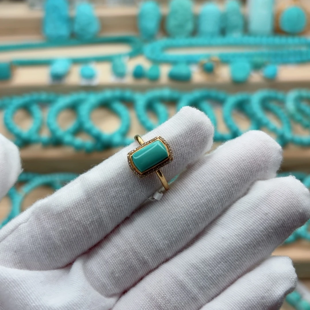 绿松石未镶嵌珠宝奇石