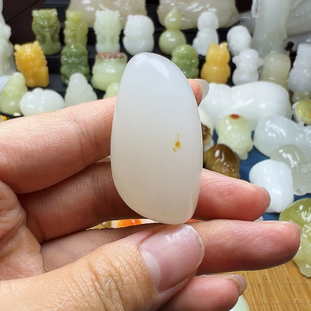 石材手工原石小吊坠
