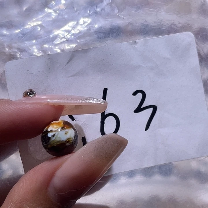 卡***灰裸石琥珀未镶嵌10福利