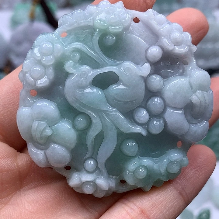 翡翠未镶嵌颈饰花开富贵两面工艺福利