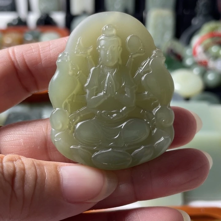 和田玉未镶嵌颈饰