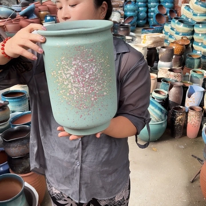 口20高30一个盆子。