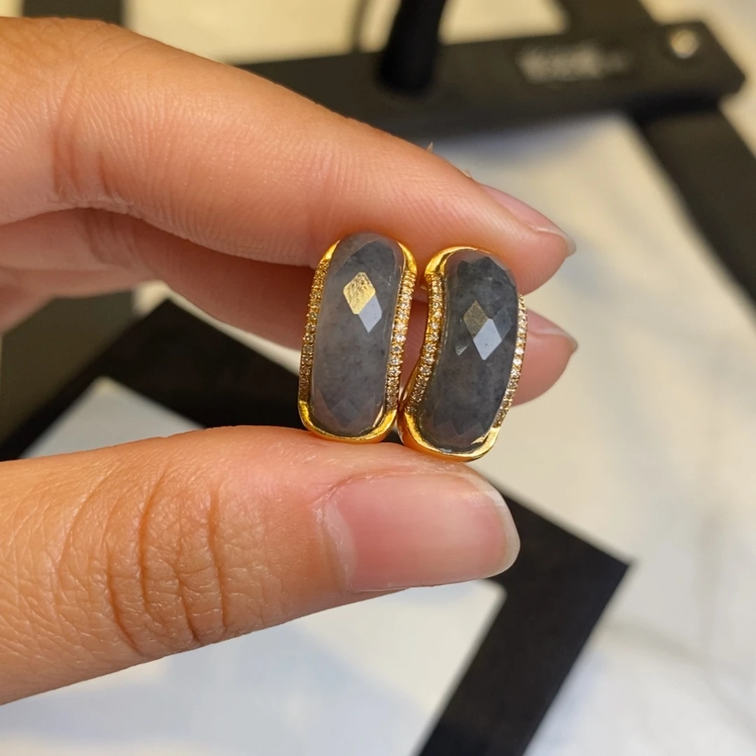 翡翠耳饰18K金镶嵌设计款半圆耳包