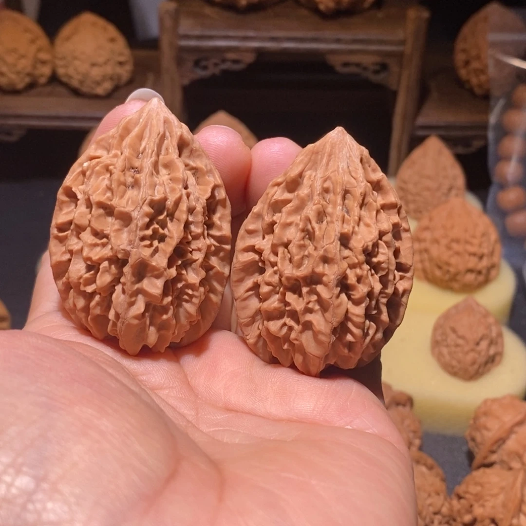 文玩核桃吊坠招财鼠37