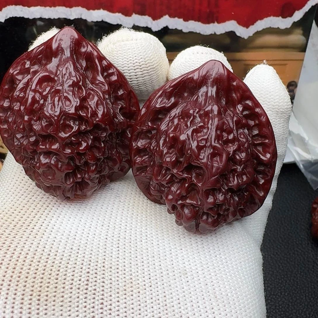 阳***好文玩核桃吊坠官帽