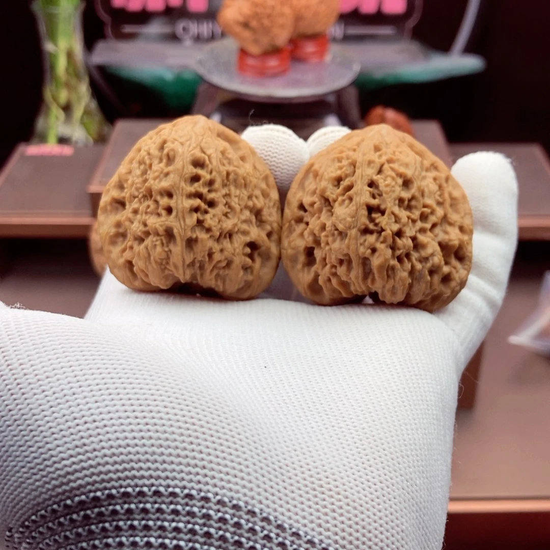 文玩核桃把件大尺高炮蚂蚁拉丝42.8尺46克单克一样