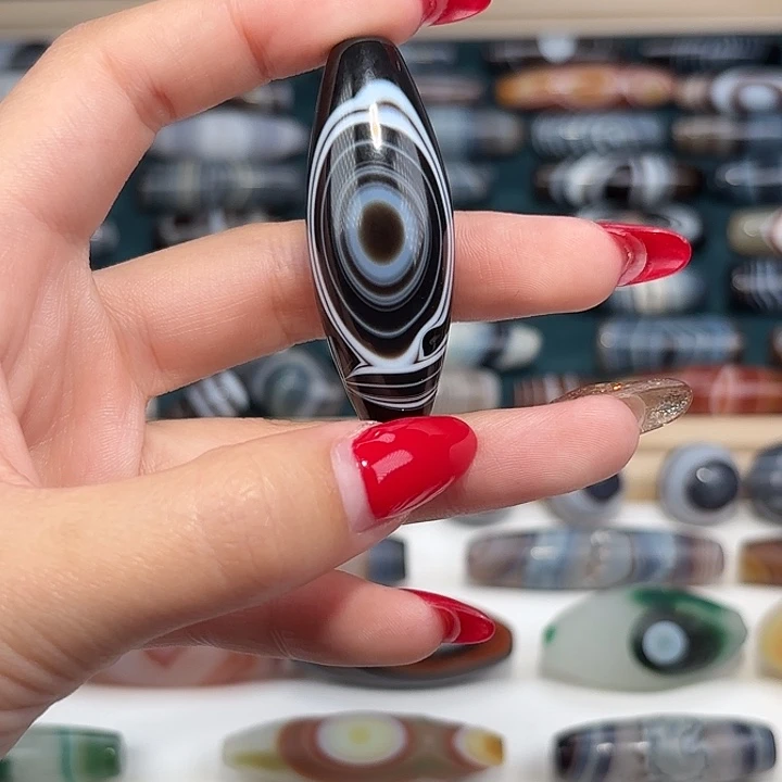 跑***天玛瑙/玉髓合金珠宝奇石