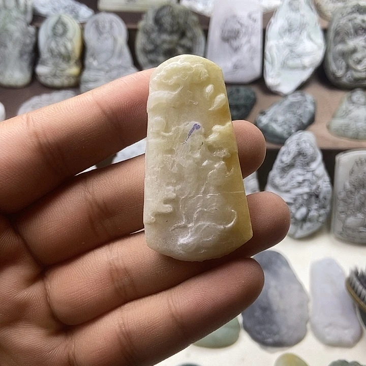 定制翡翠未镶嵌翡翠