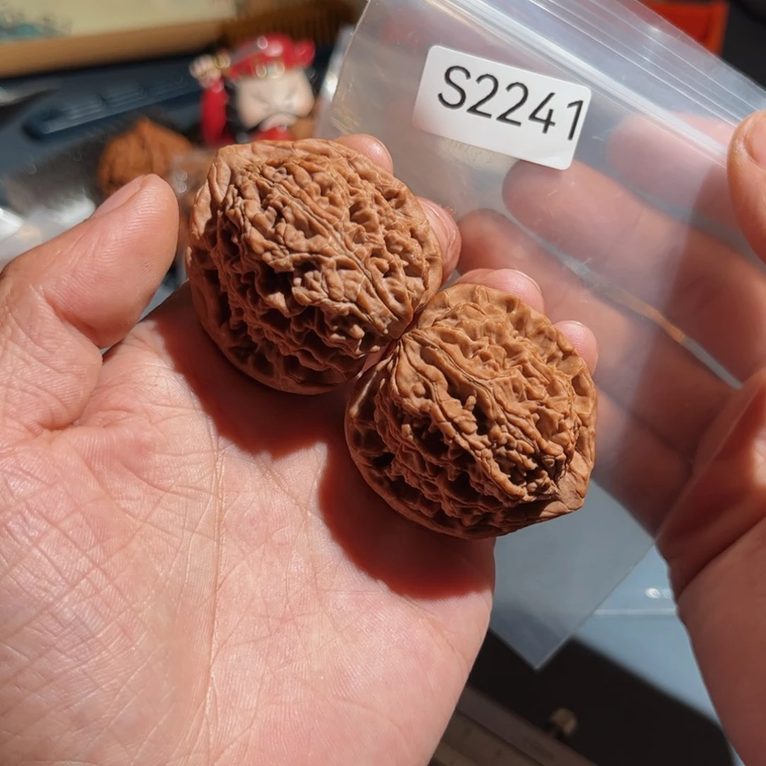 文玩核桃把件水龙