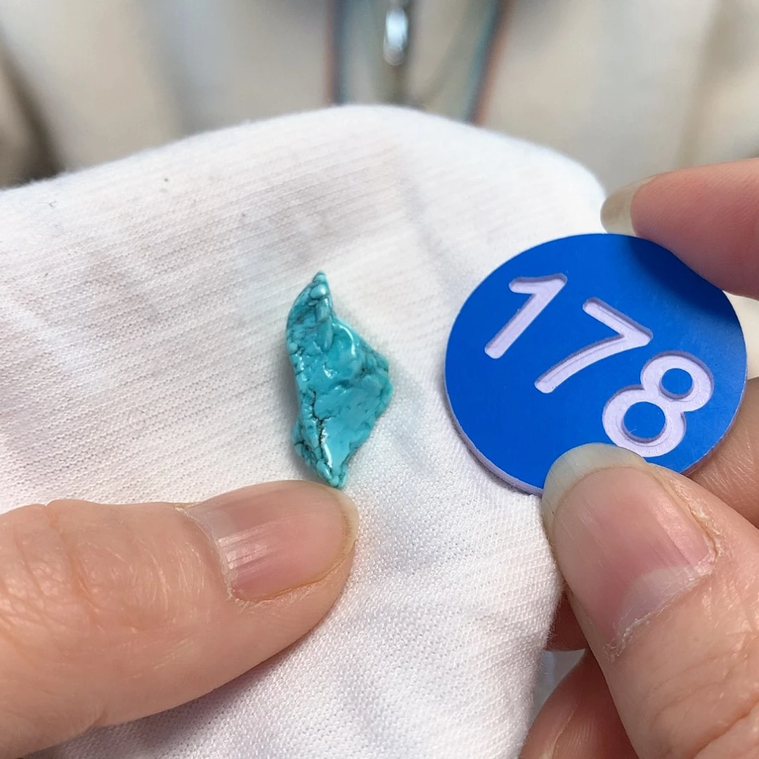 南红玛瑙珠宝奇石未镶嵌