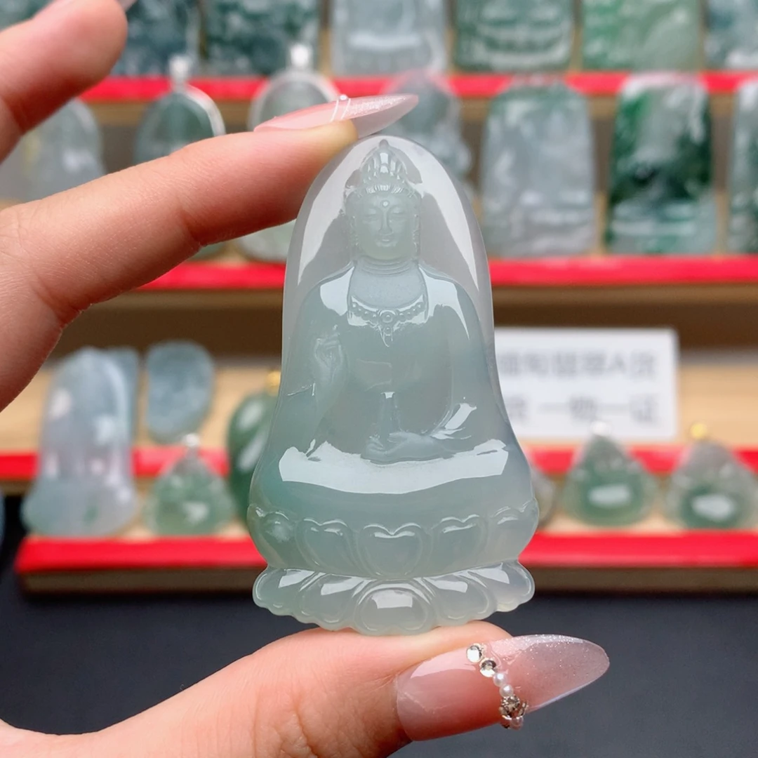 颈饰未镶嵌翡翠素衣