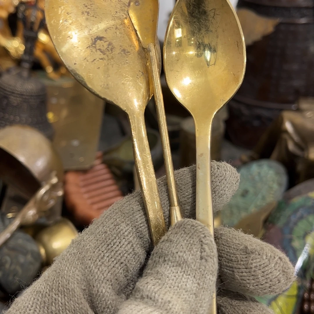 李***琴闪电购铜摆件工艺品