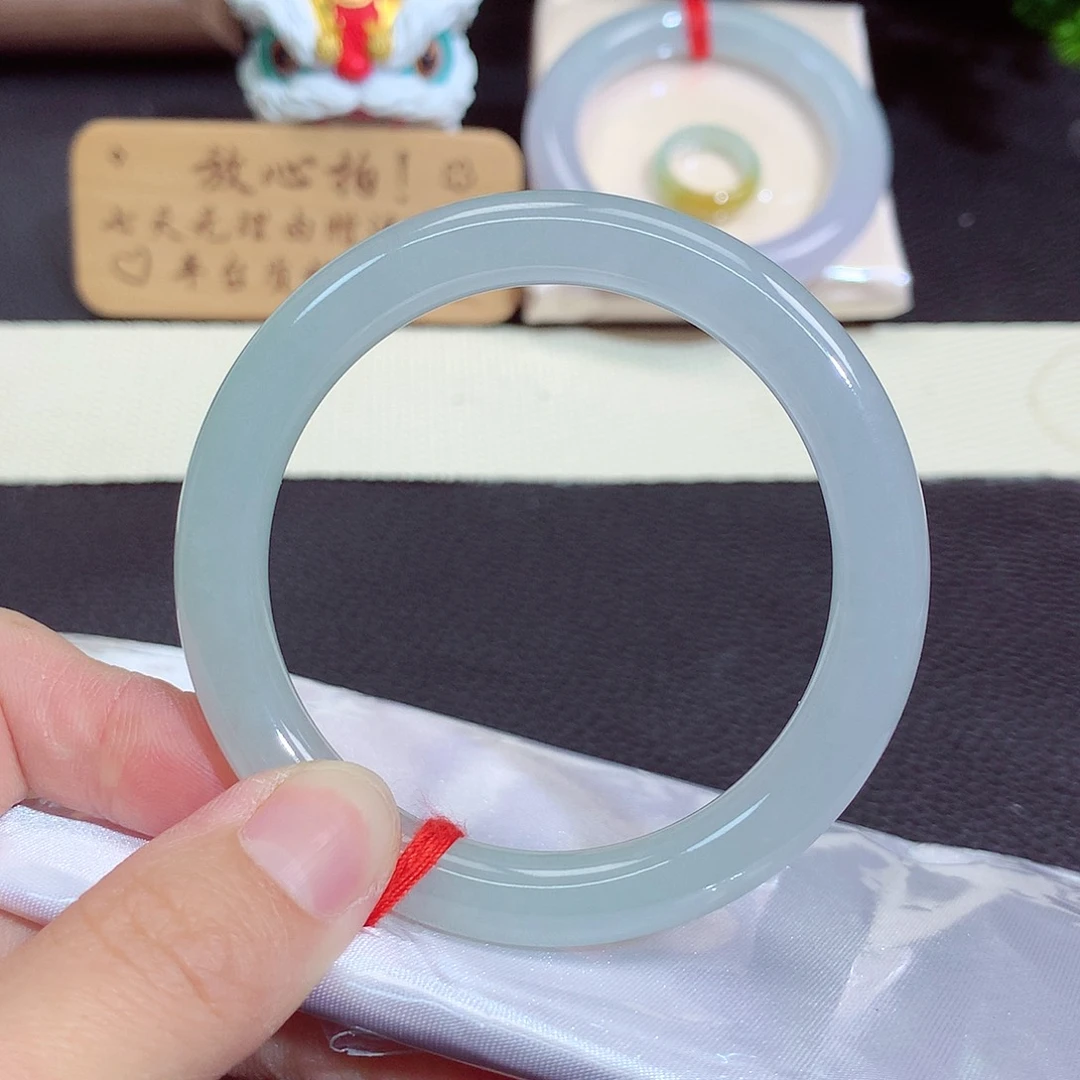 翡翠未镶嵌手镯588