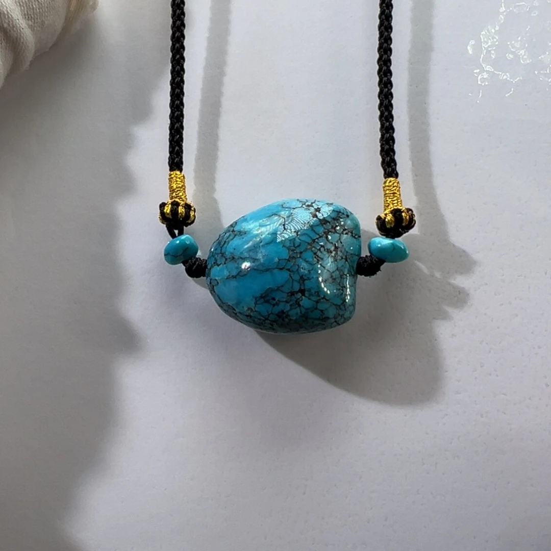 绿松石未镶嵌挂件