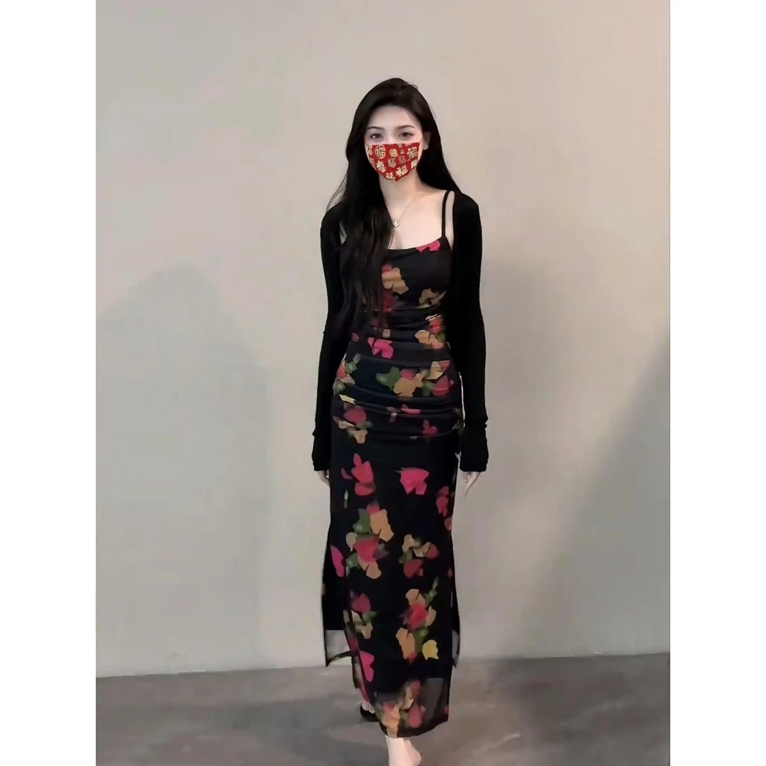 纯欲风辣妹连衣裙女夏季修身显瘦气质印花开叉弹力吊带裙百搭裙