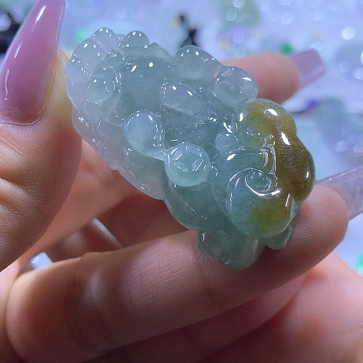 翡翠未镶嵌颈饰天然翡翠A货吊坠