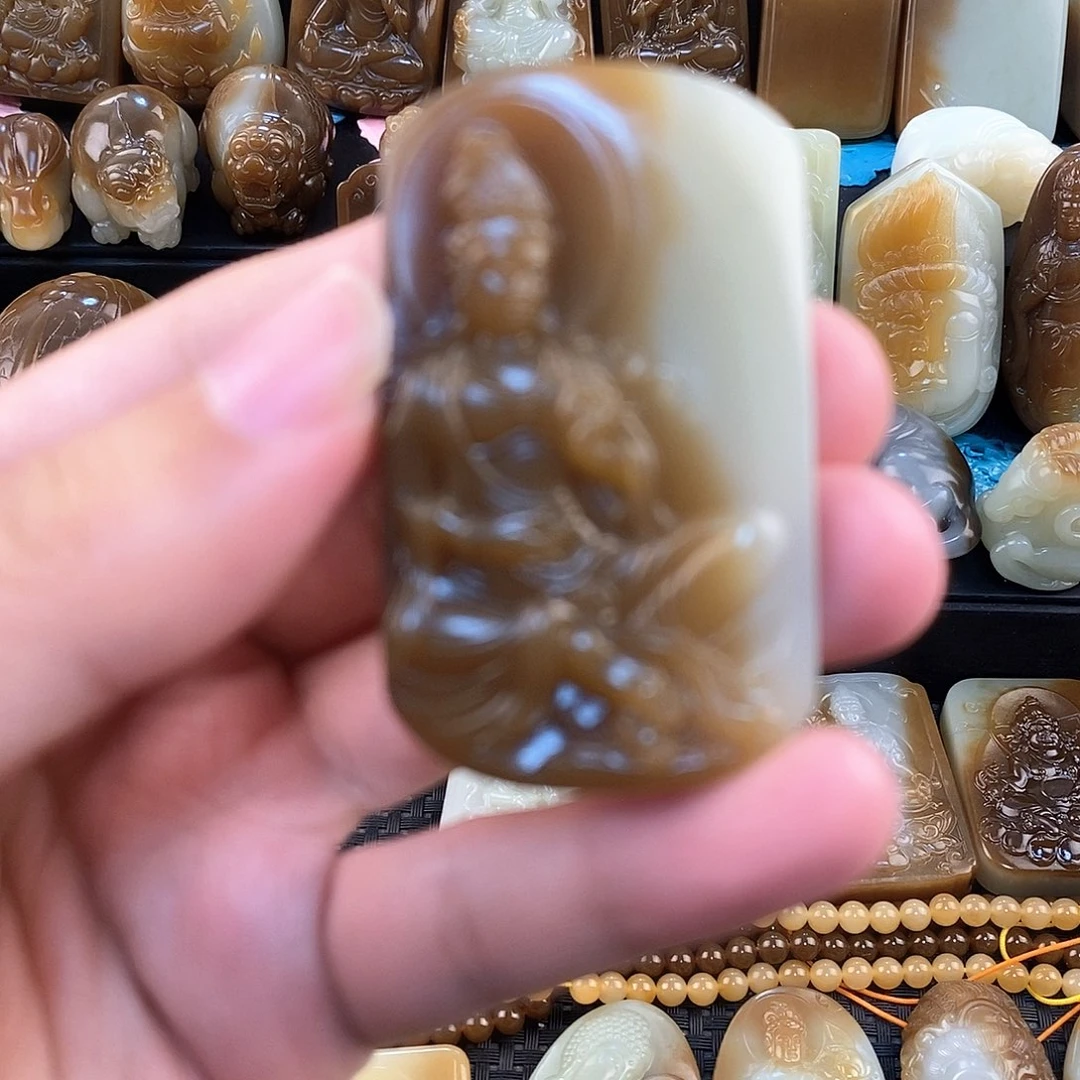 和田玉未镶嵌挂件