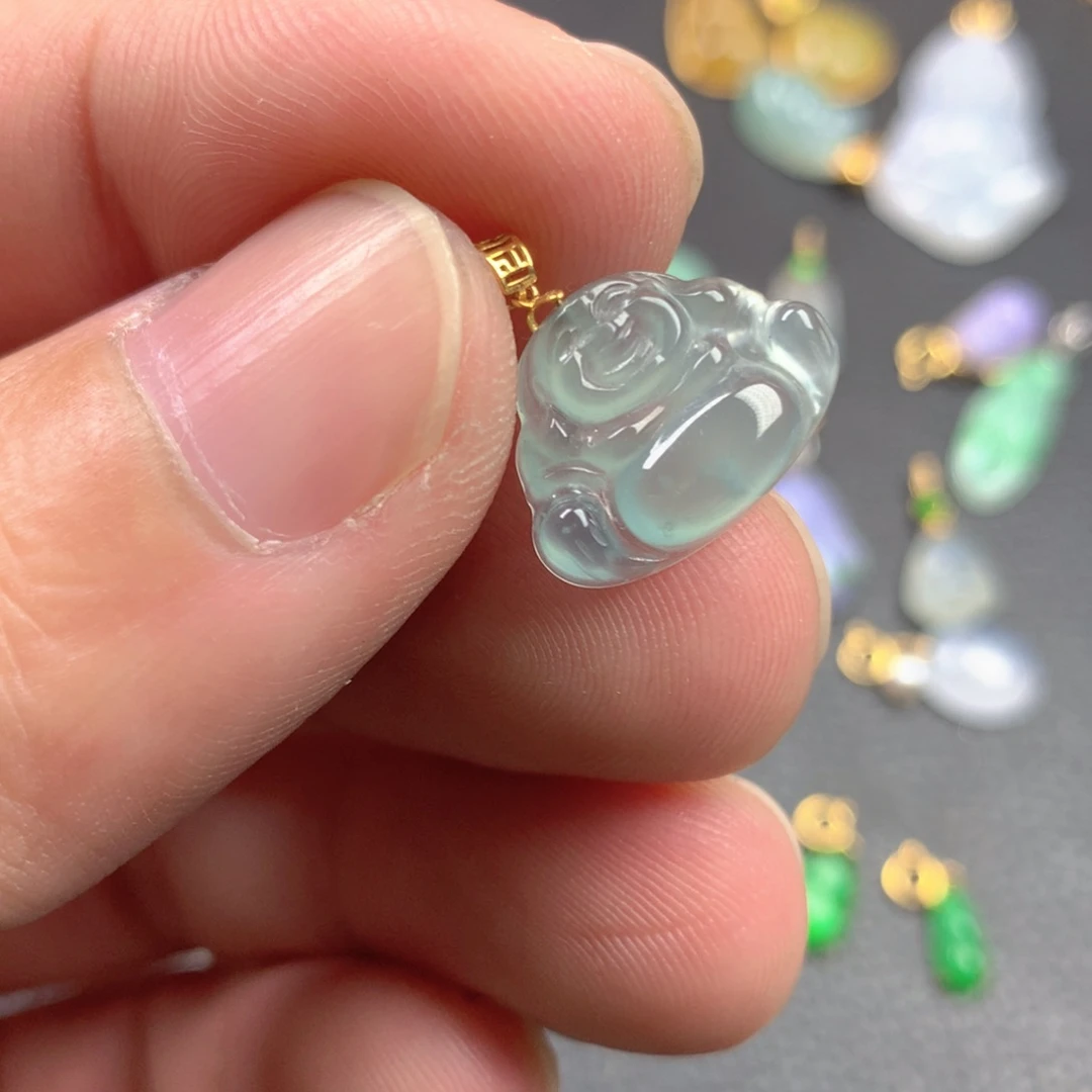 【闪购商品】颈饰18K金镶嵌翡翠翡翠