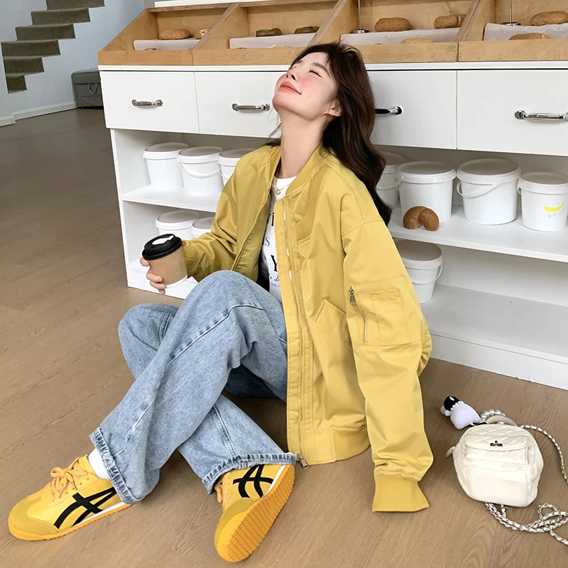 流行爆款洋气黄色棒球服女2025韩系慵懒风高级感短款外套衣服炸街