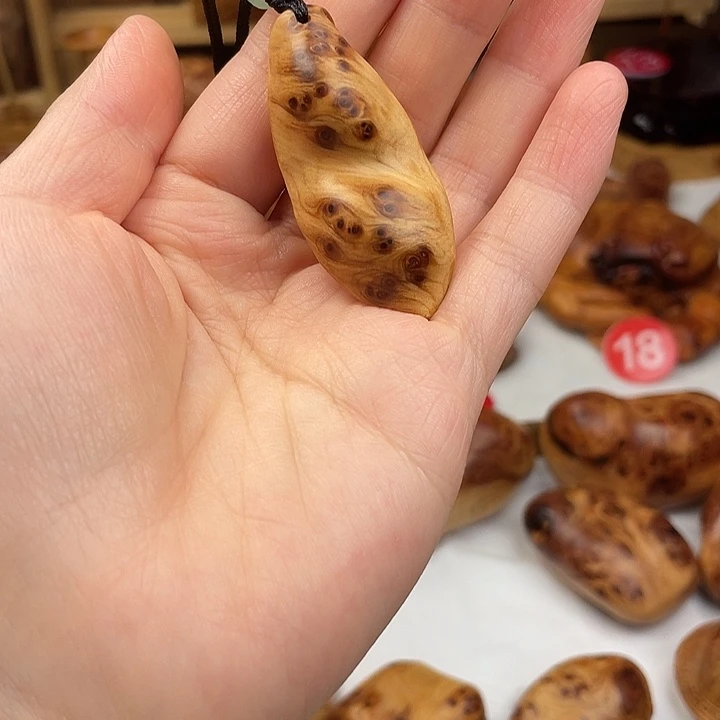 木太行陈化瘤豆角把件