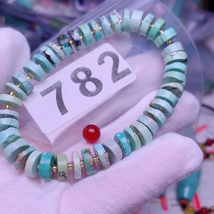 南红玛瑙未镶嵌珠宝奇石