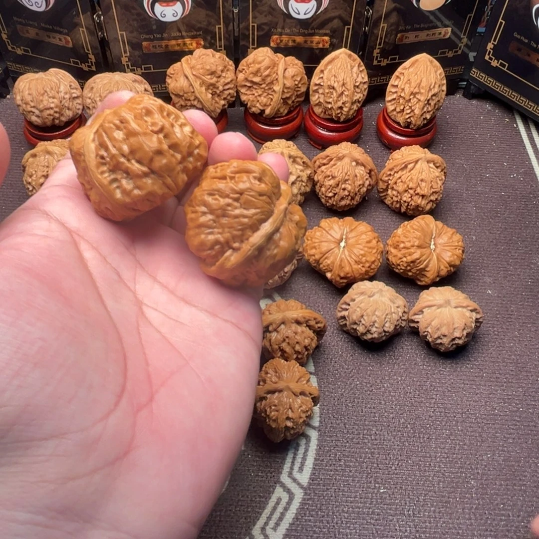 ****哥文玩核桃吊坠蛤蟆