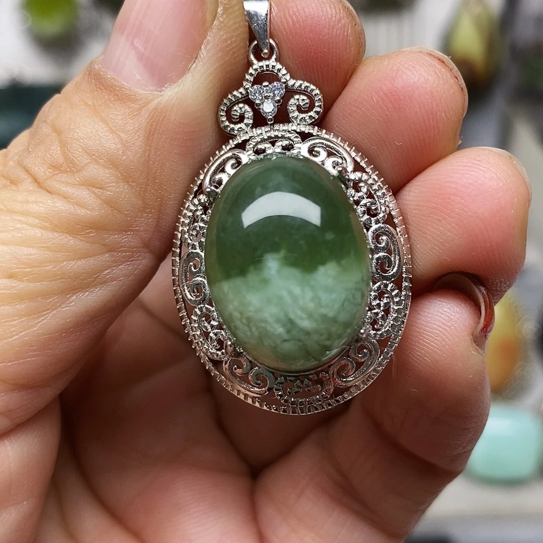 蛇纹石玉银S925镶嵌吊坠