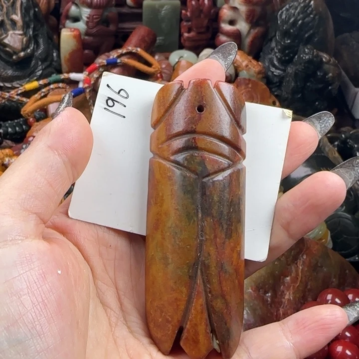 未镶嵌透闪石质玉珠宝奇石