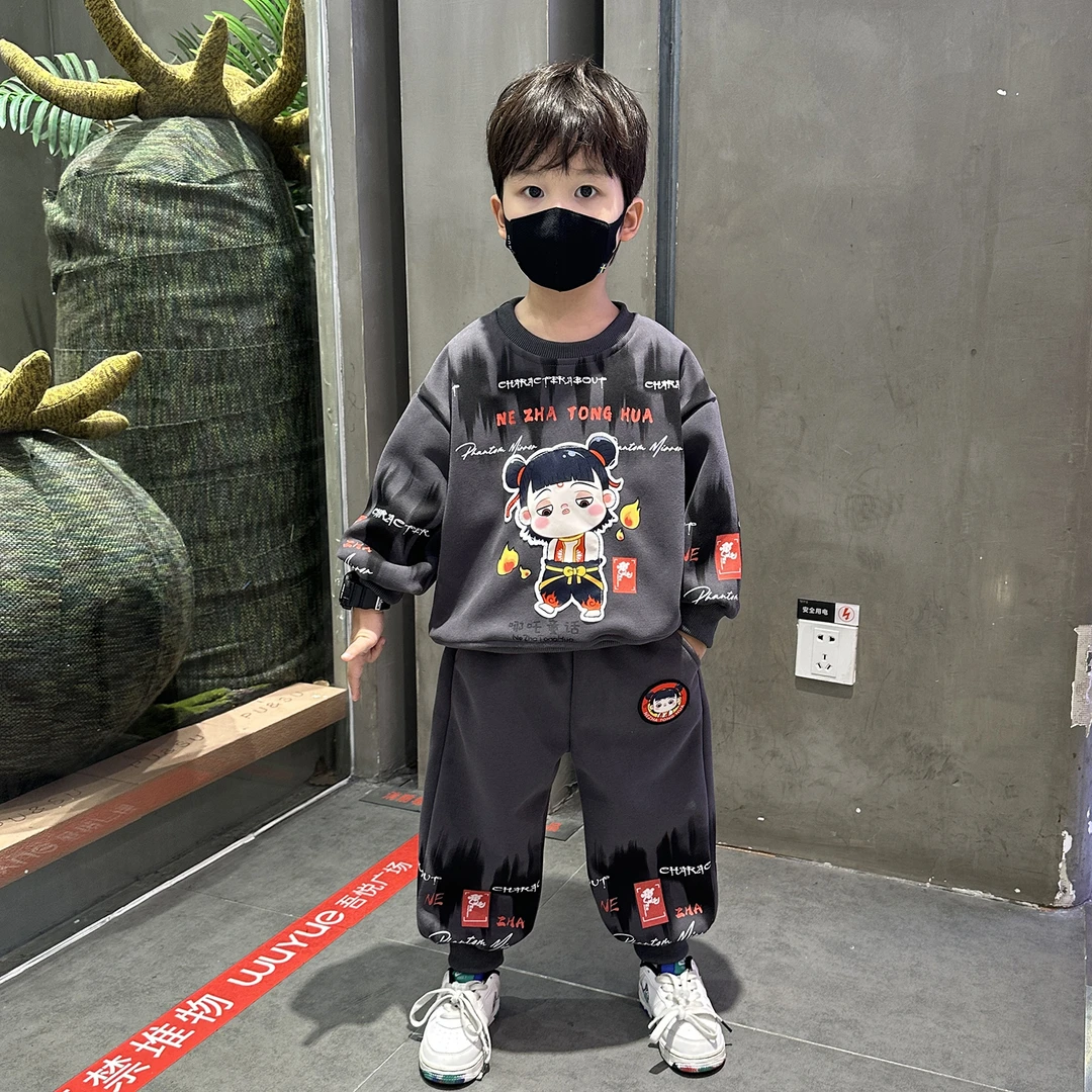 哪吒儿童服装2025新款酷帅时髦男童秋季套装小男孩卫衣宝宝秋装潮