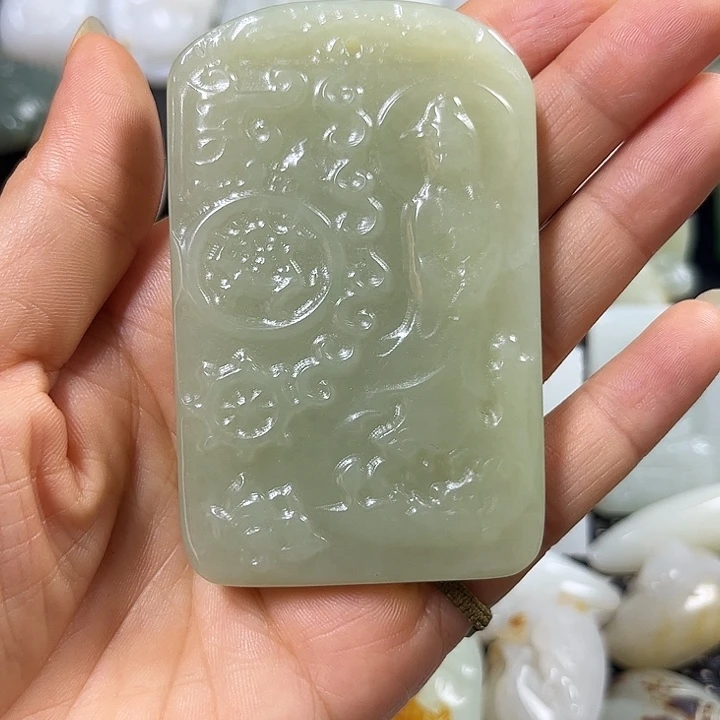 颈饰未镶嵌和田玉和田玉挂牌