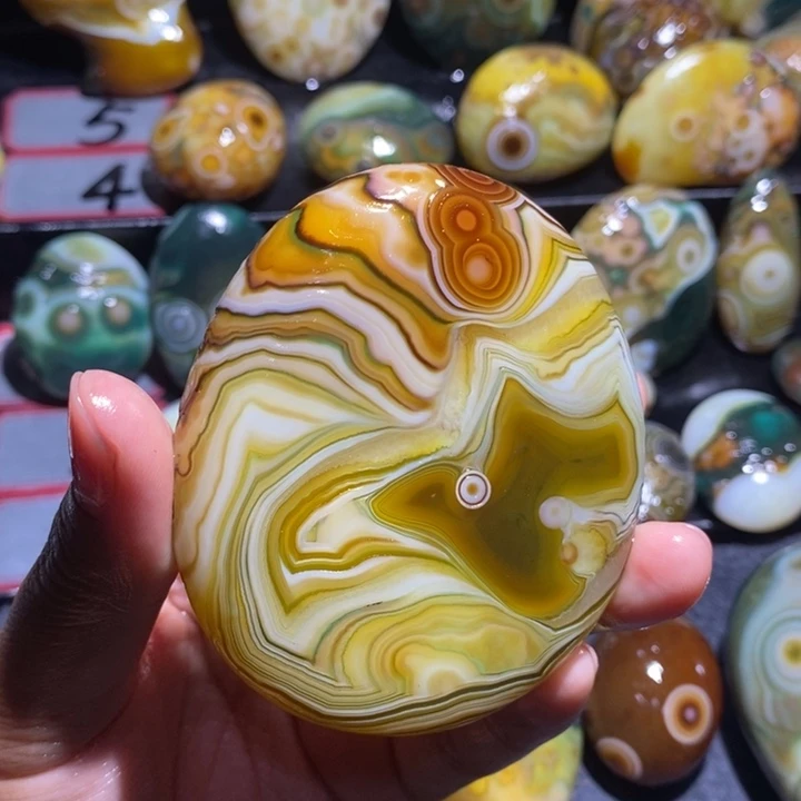 未镶嵌玛瑙/玉髓珠宝奇石